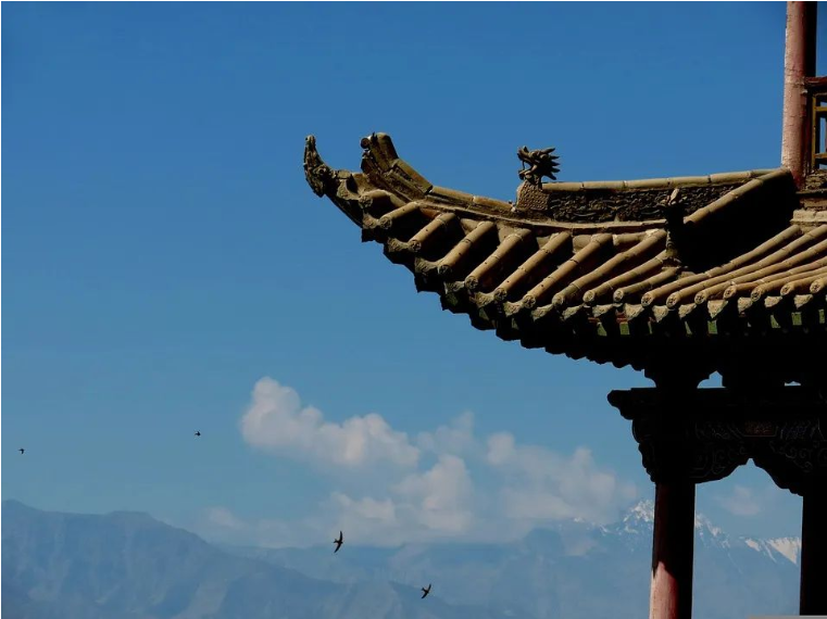 Why do Chinese ancient buildings use wood?