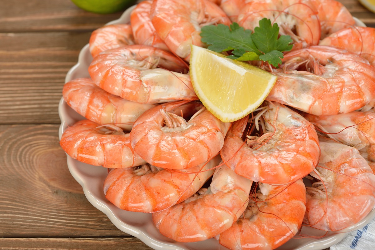 Mastering the Art of Cooking Boiled Shrimp: Tips, Tricks, and Recipes